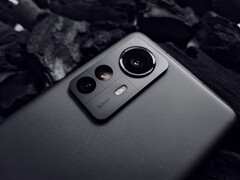 El Xiaomi 12 Pro tiene el nombre en clave &quot;L2&quot;. (Fuente: Xiaomi)