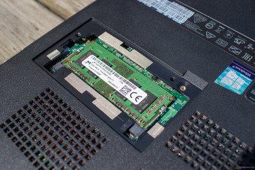 El módulo RAM de 4 GB que puede ser reemplazado