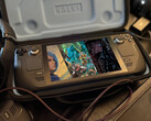 El paquete «Humble Handhelds» caducará el 6 de agosto de 2026. En la imagen: una Steam Deck con la imagen de portada del paquete.