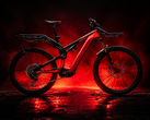 La bicicleta eléctrica Specialized Levo 4 X se presenta en un llamativo color rojo