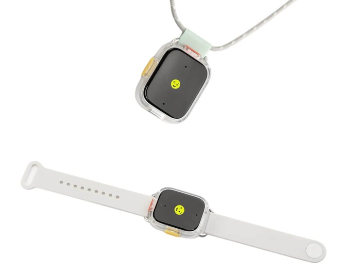 La grabadora P1 AI también está disponible en un pack que incluye una pulsera y/o una correa para el cuello.