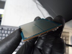 Un usuario de Reddit ha compartido imágenes que muestran su CPU 9800X3D 