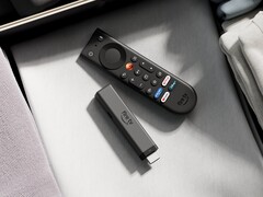 El nuevo Fire TV Stick 4K (2026) puede alimentarse desde el puerto USB de un televisor.
