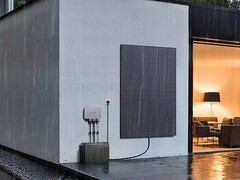 Una nueva batería impermeable está disponible para la central eléctrica de balcón EcoFlow PowerStream. (Fuente de la imagen: EcoFlow)