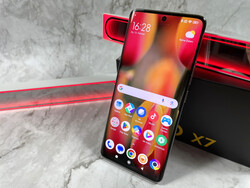 El Poco X7 es un teléfono muy bueno por debajo de los 300 dólares (Fuente de la imagen: Manuel Masiero)
