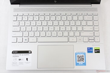 teclado y clickpad idénticos a los del Envy 15