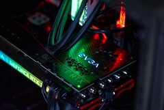 Los fans de EVGA que esperan el lanzamiento de las GPUs RTX 4000 se sentirán decepcionados por la decisión de la compañía de abandonar el mercado de las GPUs (Imagen: José G. Ortega Castro)