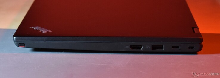 derecha: lápiz digitalizador, HDMI, USB A 3.2 Gen 1, USB C 3.2 Gen 2, bloqueo Kensington
