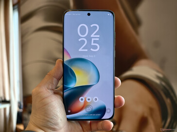 La pantalla curva del teléfono