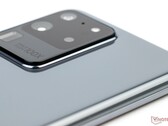 Al igual que el Galaxy S20 Ultra (en la imagen), Samsung también podría utilizar una cámara bump en el Galaxy S26 Ultra, según un informe. (Fuente de la imagen: Notebookcheck)