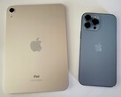 El iPad mini y el iPhone 13 Pro Max cuentan con un SoC A15 Bionic, pero difieren ligeramente. (Imagen: Sanjiv Sathiah/Notebookcheck)