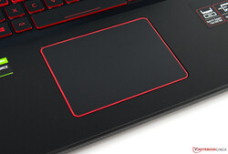 Un primer plano del trackpad en el Aspire Nitro 5 AN517