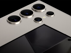 Es posible que el Samsung Galaxy S26 Ultra no venga con cámaras duales de 200 MP como insinuaban filtraciones anteriores. (Fuente de la imagen: Samsung)