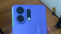 Hands-on de un smartphone de la serie &quot;K13 Turbo&quot;. (Fuente de la imagen: ZionsAnvin vía X)