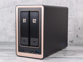 Pequeño, rápido y sorprendentemente silencioso  - Análisis del Ugreen NASync DXP2800 GT