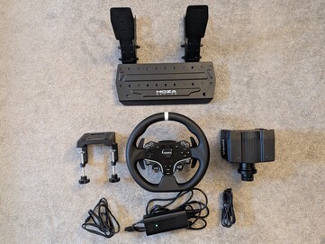 Contenido de la caja del paquete Moza R5 Racing