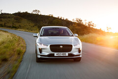 Jaguar pondrá a la venta el SUV I-Pace BEV antes de pasar a una gama totalmente eléctrica en 2025. (Fuente de la imagen: Jaguar)
