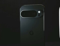Al parecer, la actualización de octubre está provocando bloqueos de aplicaciones en el Google Pixel 10 (Pro). (Fuente de la imagen: Samuel Angor)