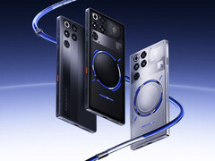 El RedMagic 11 Pro incorpora un conector de 3,5 mm, a diferencia de casi todos los smartphones insignia modernos. (Fuente de la imagen: RedMagic)