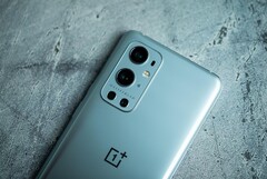 Sin embargo, el OnePlus 9T Pro debería seguir en las cartas. (Fuente: CNET)