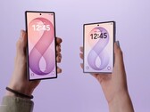 Samsung lanzó el Galaxy Z Fold8 Ultra (izquierda) y el Galaxy Z Fold8 (derecha) a finales de julio de 2026.