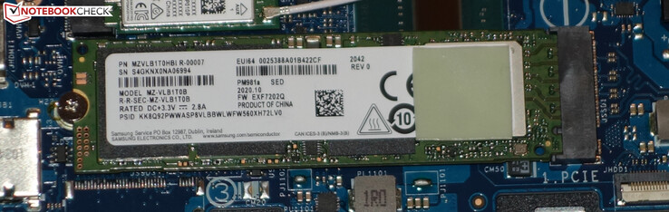 Un SSD NVMe sirve como unidad del sistema.