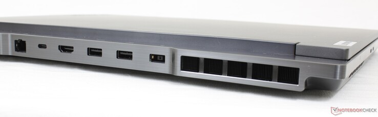 Trasera: RJ-45, USB-C 3.2 Gen. 2 (DisplayPort 1.4 + 135 W Power Delivery), HDMI 2.1, USB-A 3.2 Gen. 1, USB-A 3.2 Gen. 1 (siempre encendido), adaptador de CA