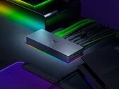 La base Razer Thunderbolt 5 Dock cuenta con iluminación RGB y una ranura para SSD M.2 (Fuente de la imagen: Razer)