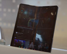 El Flex In N Out no es un prototipo de Galaxy Z Fold5. (Fuente de la imagen: Linus Tech Tips)