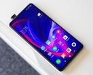 La Redmi K30 Ultra tendrá una cámara emergente como la Redmi K30 Pro, en la foto. (Fuente de la imagen: AKKett)