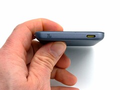 Mientras que el banco de energía Baseus PicoGo AM41 es particularmente delgado con una capacidad de 5.000 mAh