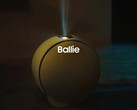 Ballie hace su reaparición, aunque sea virtual en la pantalla.  (Fuente: Samsung)