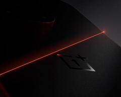 El OnePlus 15 costará más que su predecesor en muchos mercados. (Fuente de la imagen: OnePlus)