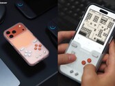 Funda «flip-to-play» GameBaby Transparent Edition de edición limitada para el iPhone 17 Pro Max
