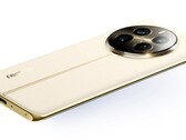 El Realme 12 Pro+ presenta un diseño elegante en azul o dorado. (Imagen: Realme)