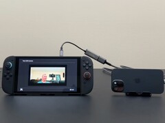 Un iPhone utilizado como cámara web para la Switch 2. (Fuente de la imagen: Will It Work? en YouTube)