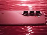 El Tecno Camon Slim 5G es solo ligeramente más grueso que el iPhone Air, pero cuenta con una batería que es casi el doble de grande.
