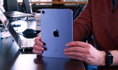 El iPad mini 6 no sufre de jelly scrolling peor que otros iPads. (Fuente de la imagen: iFixit)