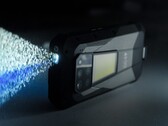 Tanque 3 Pro: Nuevo smartphone bien equipado con proyector
