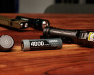 Loop Gear SK06 con una batería 18650 y tapa trasera magnética