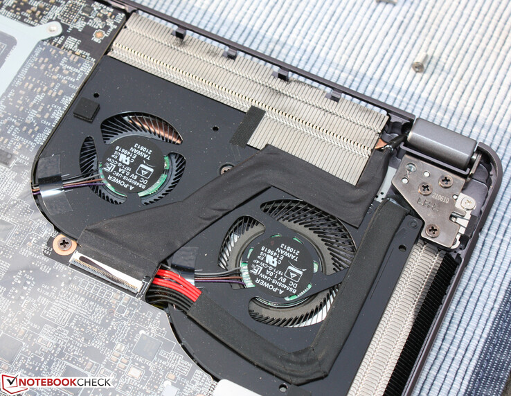 Hay tres ventiladores instalados en el Z16, ¿es suficiente para el i7-11800H y la RTX 3060 en la carcasa delgada?