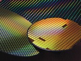 TSMC advierte de que los aranceles propuestos por EE.UU. a los chips podrían amenazar su inversión de 165.000 millones de dólares en Arizona. En la imagen: Oblea de silicio de TSMC (Fuente de la imagen: TSMC)