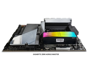 Kit XFinity+ instalado en una placa base Gigabyte Z890 Aorus Master. (Fuente de la imagen: V-color)