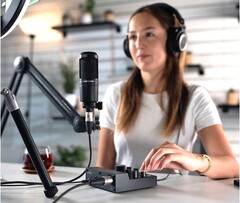 El AT-UMX3 es un mezclador de sonido fácil de usar para podcasters y streamers en directo. (Fuente: Audio-Technica Japan)