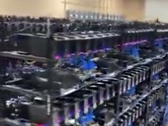 Casi una cuarta parte de la granja de Davidson parece ser tarjetas GeForce RTX 3070 Founders Edition obtenidas directamente de NVIDIA (Fuente de la imagen: @jaxson_davidson)
