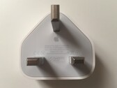 Un cargador de iPhone de Salcomp. (Fuente: Apple Community)