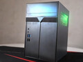 El DeskMini Max está diseñado para mini PCs de nivel de estación de trabajo. (Fuente de la imagen: ASRock)