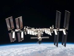 La ISS en órbita (Fuente de la imagen: NASA; recortada)