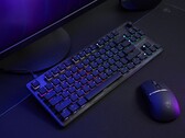 Teclado Turtle Beach Vulcan II TKL y ratón inalámbrico para juegos Burst II Pro sobre el escritorio (Fuente de la imagen: Turtle Beach PR)