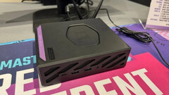 El Cooler Master Mini-X es un mini PC de gama media con hasta 64 GB de memoria y procesadores Intel Core Ultra. (Fuente: Cowcotland)